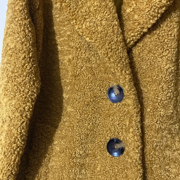 FOREVER21 SHEARLING COAT 🧥 - Picture 5 of 9